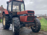 Schlepper / Traktor Case 845 XLA