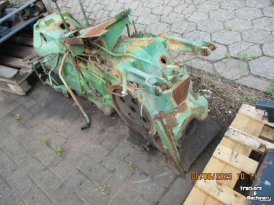 Gebrauchte Teile für Traktoren John Deere 1020 v 920 v 820 v