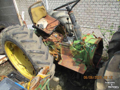 Gebrauchte Teile für Traktoren John Deere 1020 v 920 v 820 v