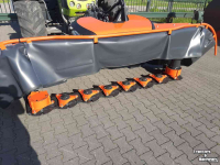 Mähwerk Kubota DM4028F  Express frontmaaier   schijvenmaaier bermmaaier