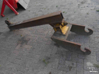 Sonstige Baumaschinen, Erdbewegungsmaschinen und Zubehör  hijs jip