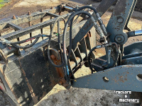 Radlader Giant V451T Kniklader