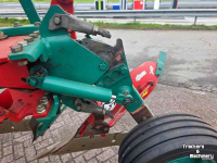 Pflüge Kverneland LB-100-300