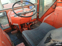 Schlepper / Traktor Renault 551