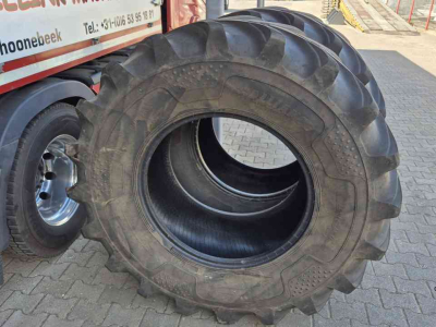 Räder, Reifen, Felgen & Distanzringe Alliance 600/70R30 AgriStar II 11mm