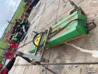 Kehrmaschine Suire 270