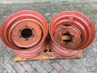 Räder, Reifen, Felgen & Distanzringe  6x22,5
