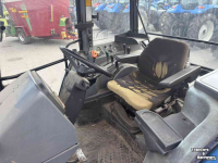 Schlepper / Traktor New Holland 7740