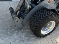 Schlepper / Traktor Giant G2300extra