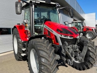 Schlepper / Traktor Massey Ferguson 5S125 Dyna-6 Efficient