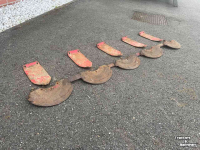 Mähwerk Lely slijtdelen / schotels /  glijsloffen / slijtplaten Lely