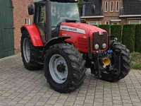 Schlepper / Traktor Massey Ferguson 5465