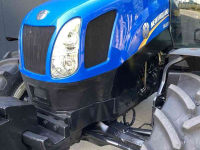 Schlepper / Traktor New Holland T6020