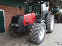 Schlepper / Traktor Valtra 6350