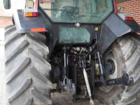 Schlepper / Traktor Valtra 6350