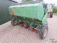 Kartoffellegemaschine Hassia 4 rij aardappel pootmachine
