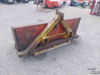 Traktor Abkippbehälter Peecon tb180