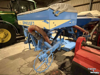 Drillmaschine Pneusej  FT1 front zaaitank met gewicht