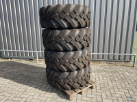 Räder, Reifen, Felgen & Distanzringe BKT 445/65R22.5 Multimax 4 stuks