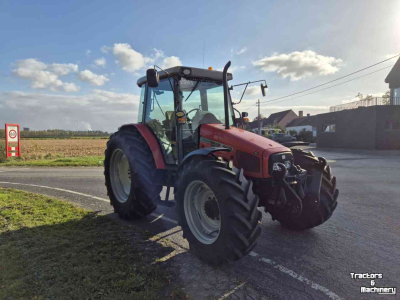 Schlepper / Traktor Massey Ferguson 4235 Dyna-Shift