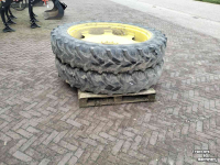 Räder, Reifen, Felgen & Distanzringe  300/95R46 steek 140/205/8