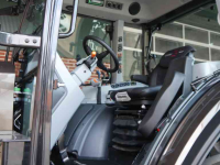 Schlepper / Traktor Valtra A105 H4 nieuw