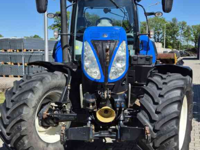 Schlepper / Traktor New Holland T7.210 AC 40Kmh. Lucht, Fronthef en PTO