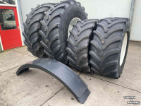 Räder, Reifen, Felgen & Distanzringe Vredestein banden set  650/85R38 & 600/70R30 breedspoor !