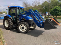 Schlepper / Traktor New Holland TD5010