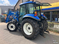 Schlepper / Traktor New Holland TD5010