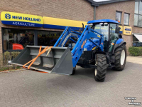 Schlepper / Traktor New Holland TD5010