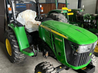 Obsttraktor John Deere 3025E
