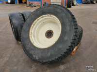 Räder, Reifen, Felgen & Distanzringe  GAZONBANDEN 480/380 [4]