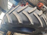 Räder, Reifen, Felgen & Distanzringe Continental 580-70 R 38  en 480-70 R 28