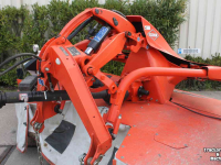 Mähwerk Kuhn GMD3125F-FF front schijvenmaaier frontmaaier snelwissel op de messen