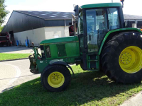 Schlepper / Traktor John Deere 6100-2wd met fronthef +pto
