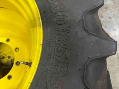 Räder, Reifen, Felgen & Distanzringe  380/90R46  &  380/85R30