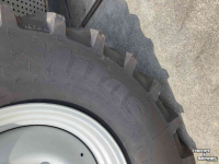 Räder, Reifen, Felgen & Distanzringe Mitas 680/85R32