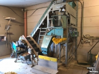 Absackmaschinen Pro-Pak Weeglijn, opvoerelevator, 2000 EW weger, poetmachine