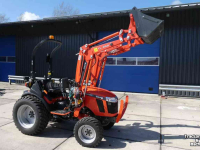 Gartentraktoren TAFE 6028H Compact Tractor + Voorlader DEMO
