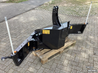 Schlepper / Traktor  800 kg