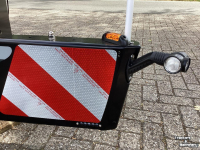 Schlepper / Traktor  800 kg