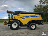 Mähdrescher New Holland CX 8.70