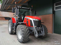 Schlepper / Traktor Massey Ferguson 8S.225 Dyna-7