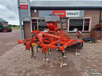 Grubber Kuhn L300T met Kuhn SH201