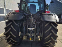 Schlepper / Traktor Valtra N175Direct