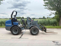 Radlader Giant V6004T shovel + cabine