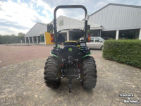 Obsttraktor John Deere 3038E