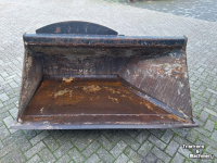Schwenkbare Grabenräumlöffel Manitou ZIJKIEPBAK