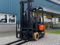 Gabelstapler  dutchlift 1500 kg